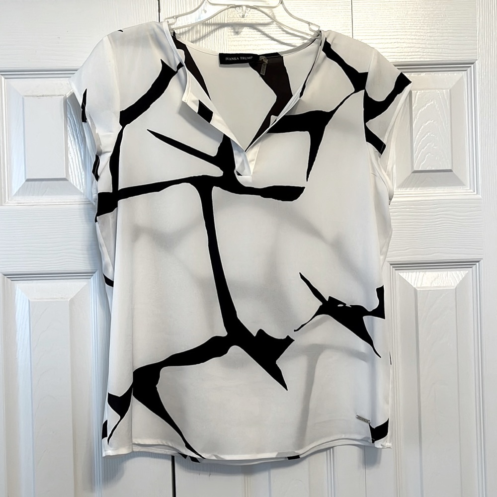 Ivanka Trump Blouse. Size M
